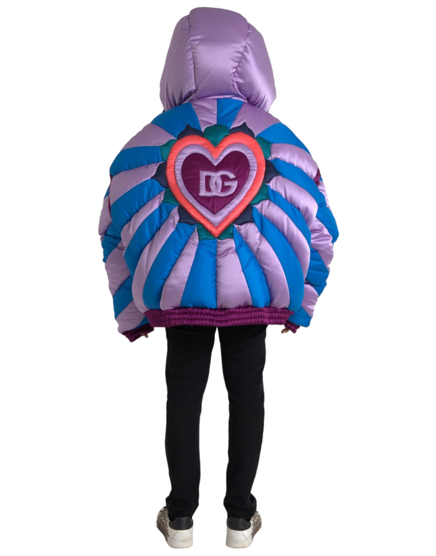 Chaqueta acolchada con capucha y logotipo de corazón multicolor