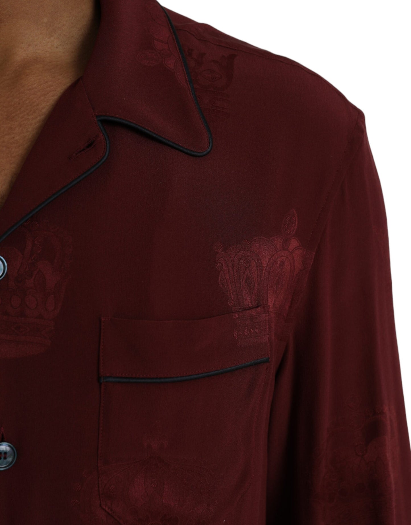 Camisa de manga larga de seda jacquard con corona granate