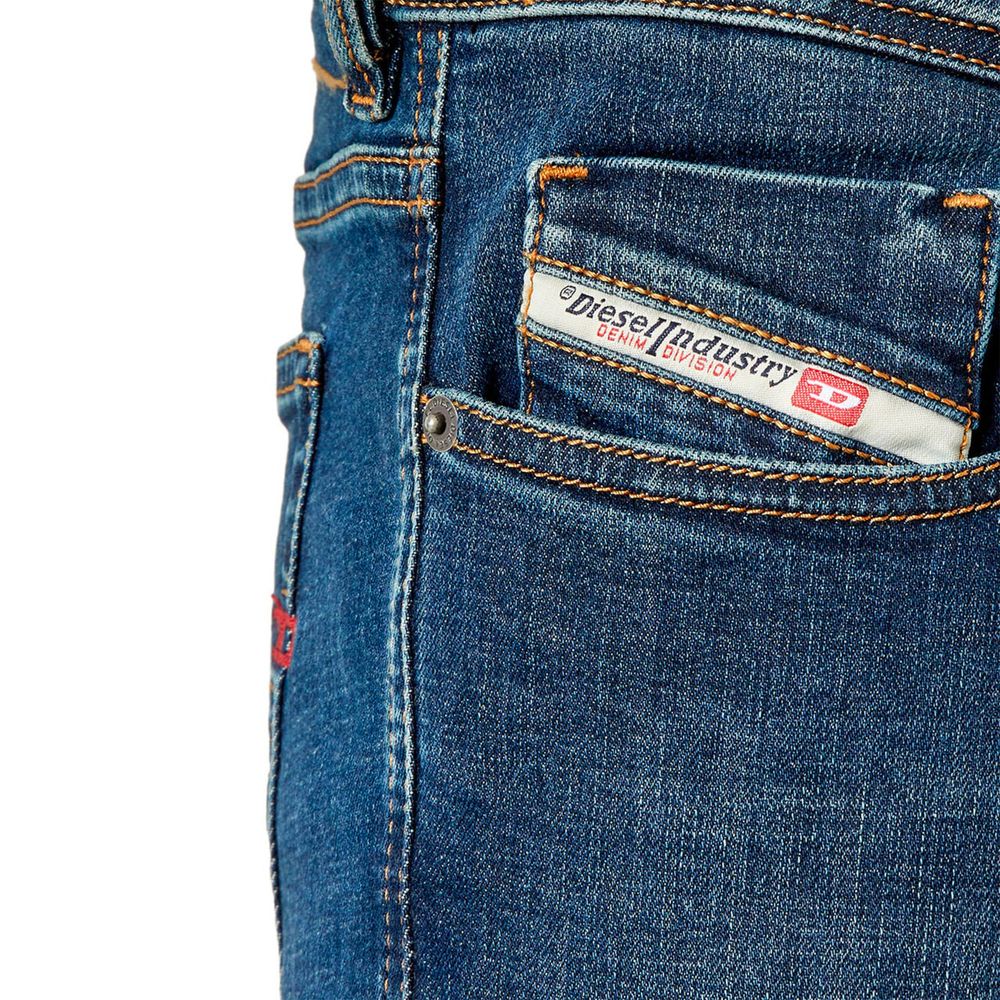 Vaqueros y pantalones de algodón azul