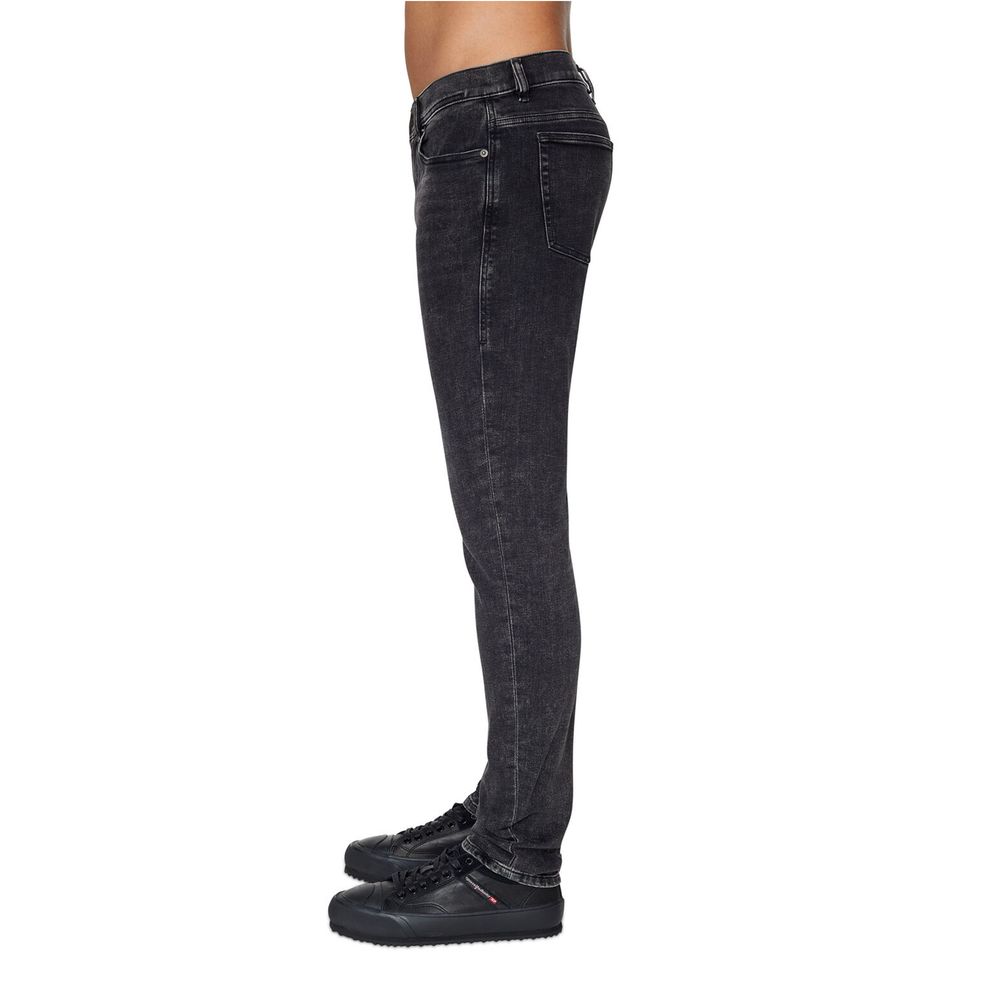 Vaqueros y pantalones de algodón negro