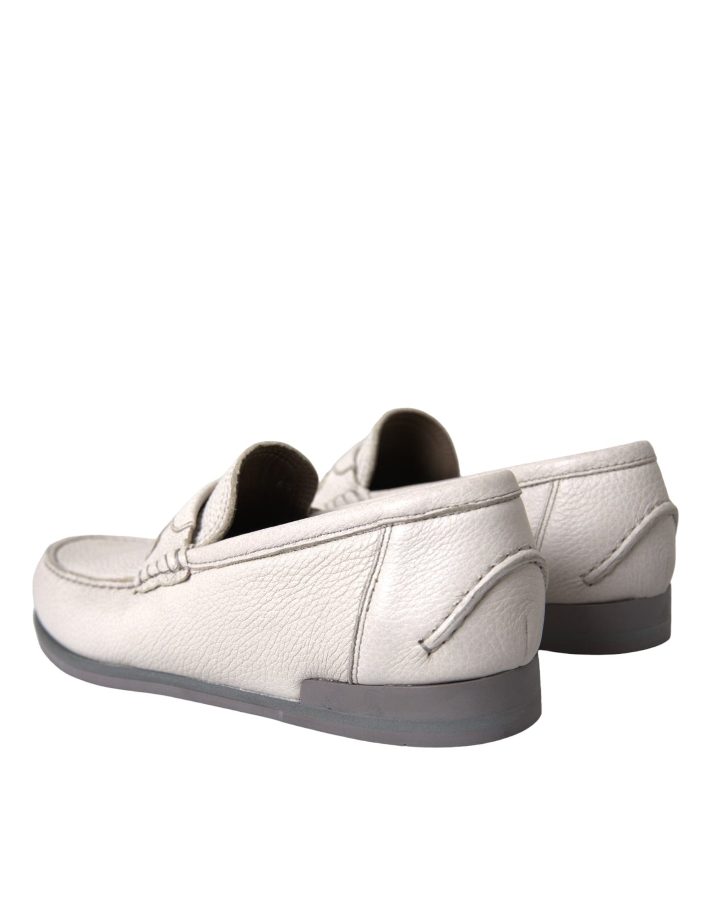 Mocasines de piel blanca y gris