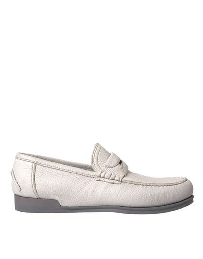 Mocasines de piel blanca y gris