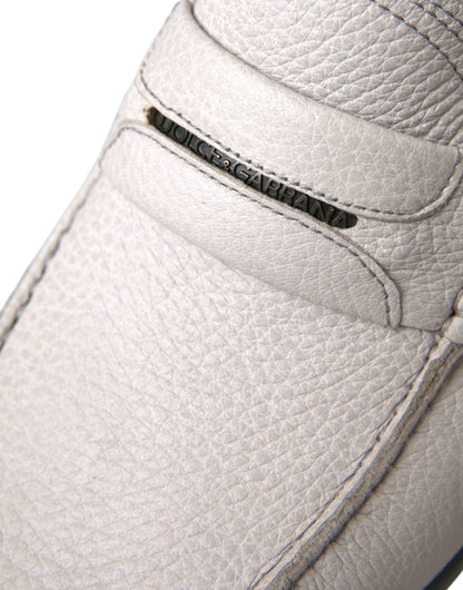 Mocasines de piel blanca y gris