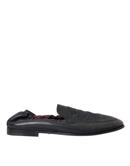 Mocasines de cuero con logotipo bordado negro para hombre
