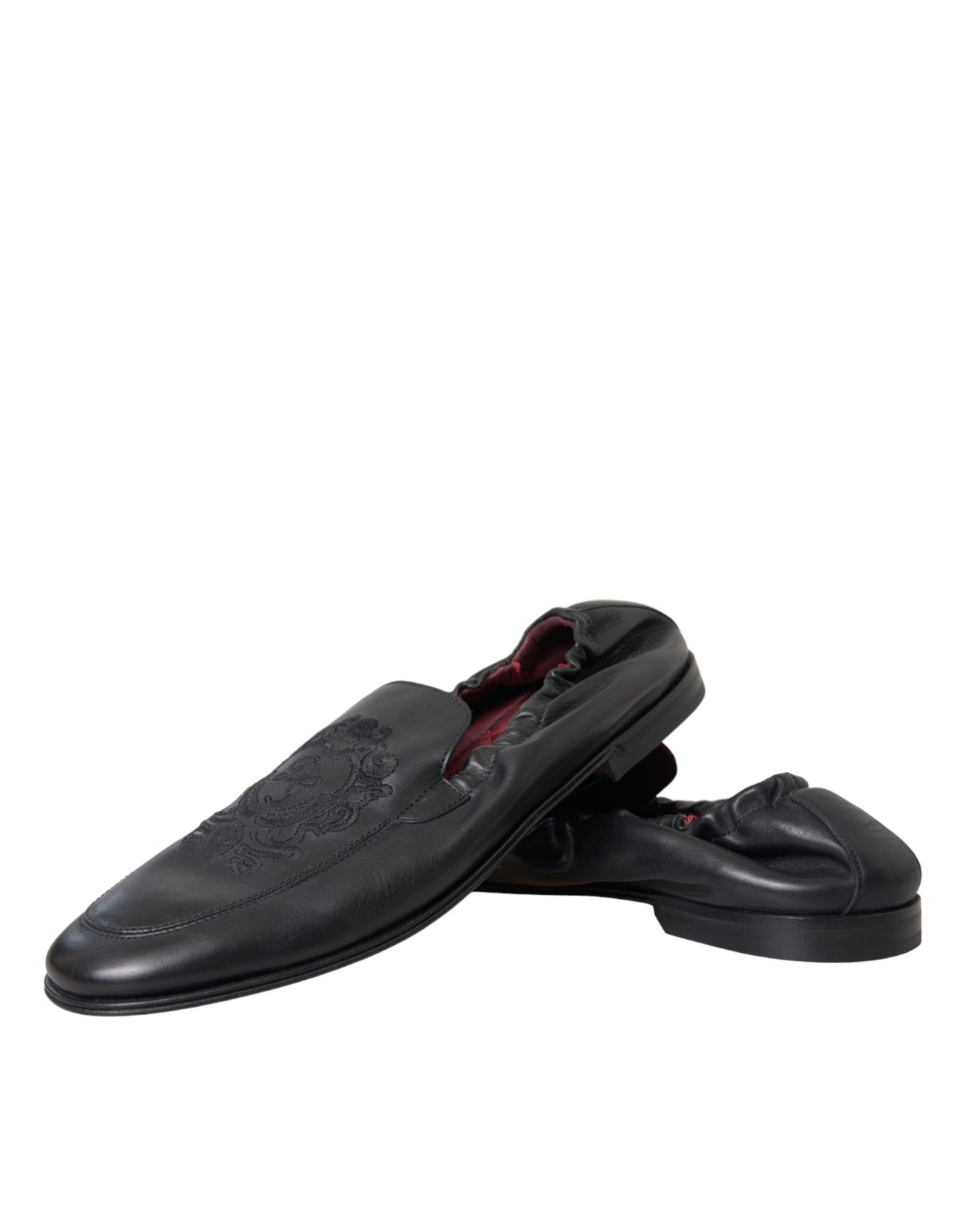 Mocasines de cuero con logotipo bordado negro para hombre
