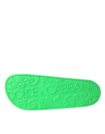 Sandalias de cuero verde para playa