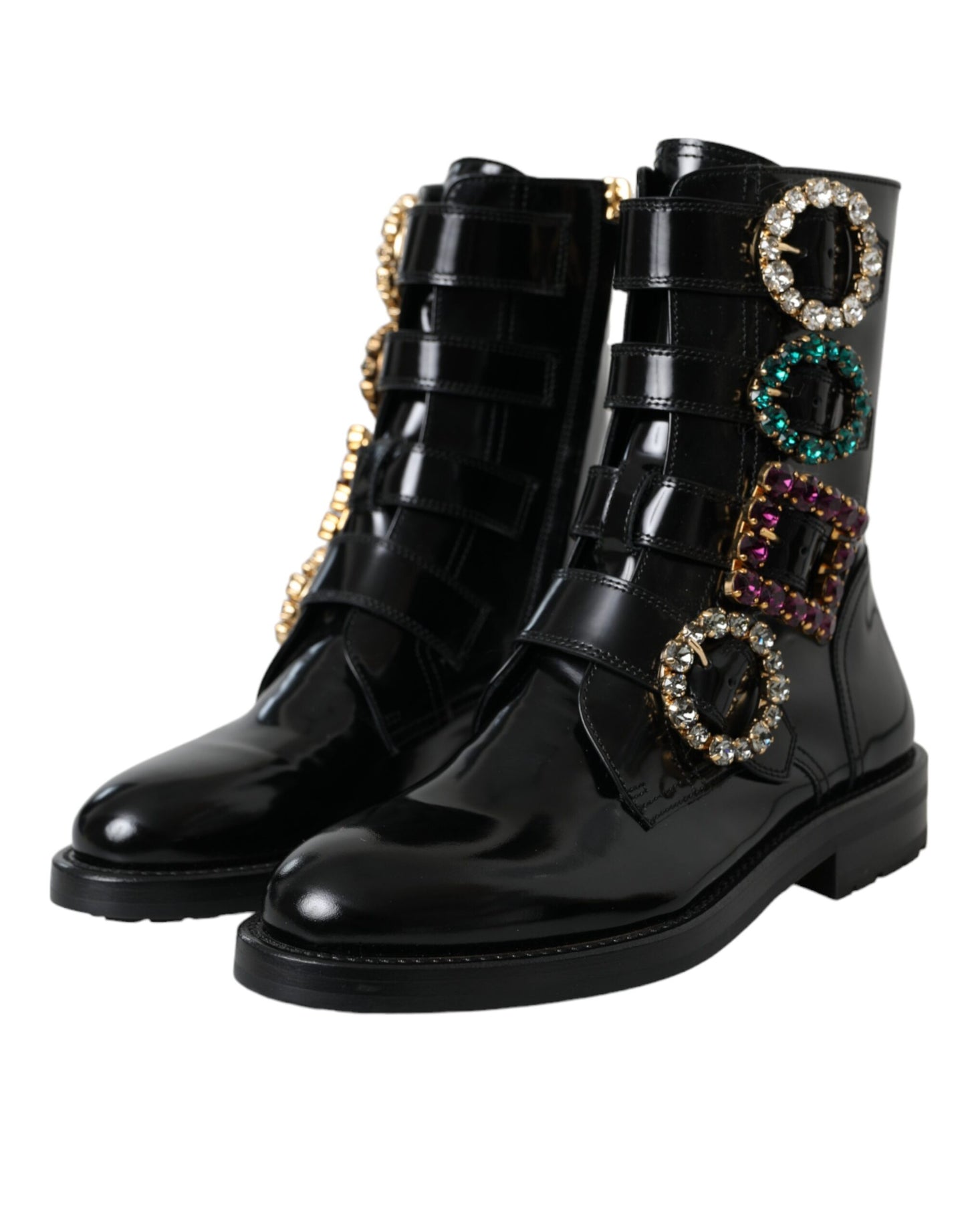 Botas de cuero negro con hebillas de cristal