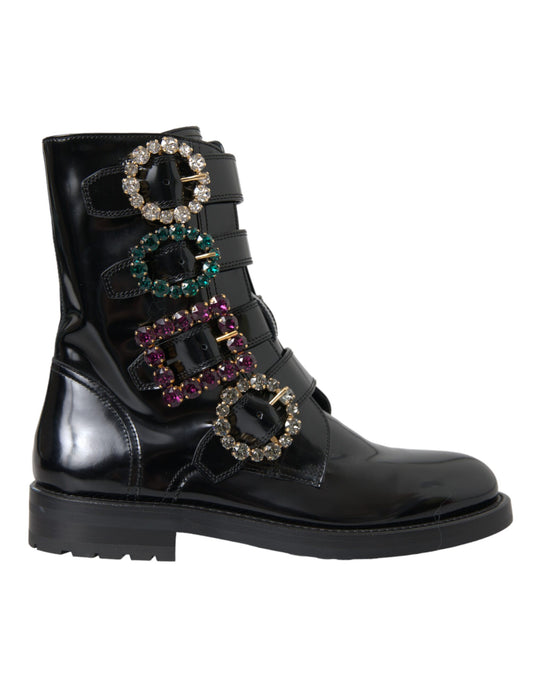 Botas de cuero negro con hebillas de cristal