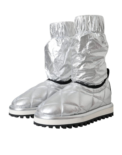 Botas con parche del logotipo acolchado en plata metalizada