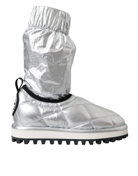 Botas con parche del logotipo acolchado en plata metalizada