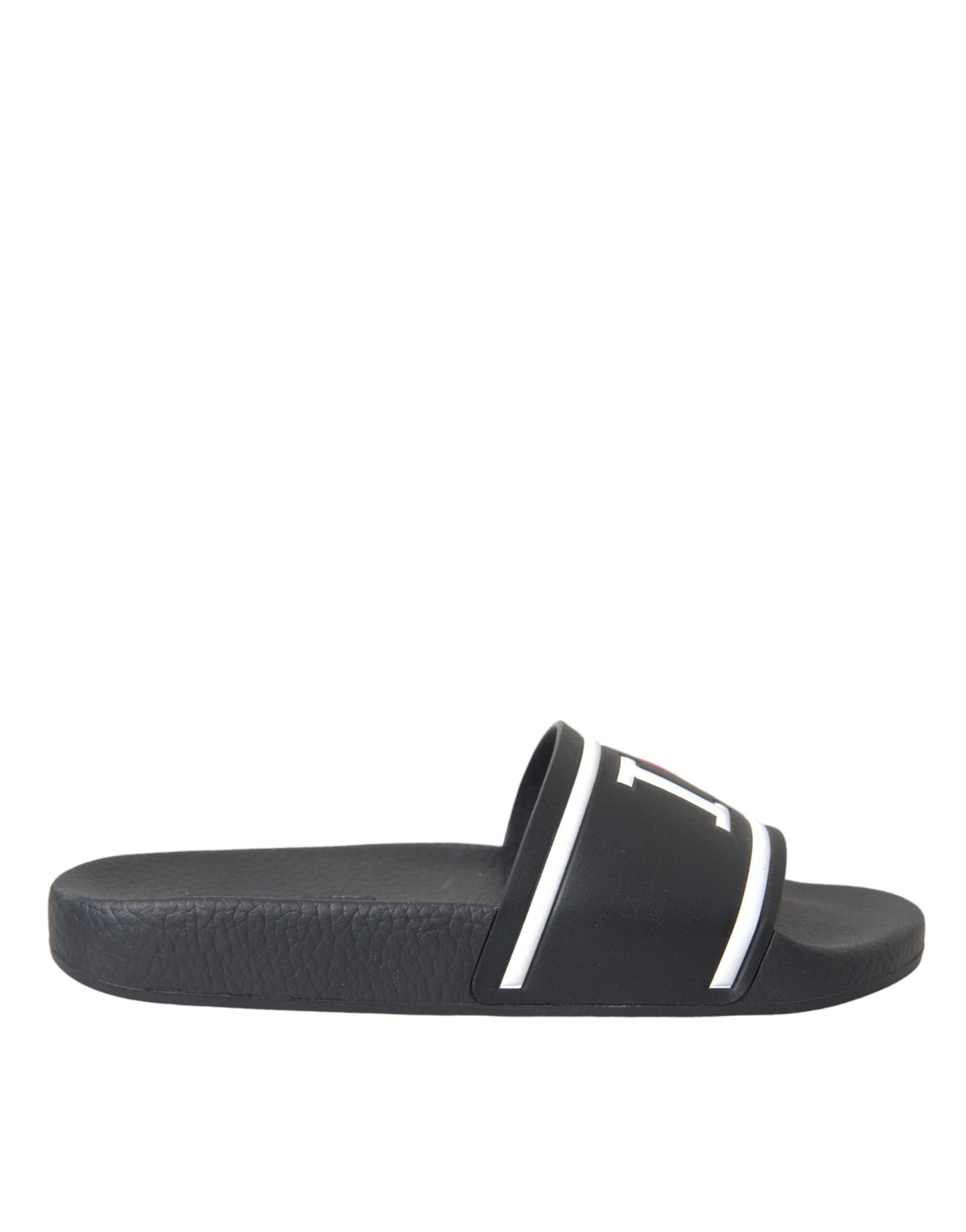 Sandalias y chanclas de cuero negro con la frase "I Love D&amp;G"