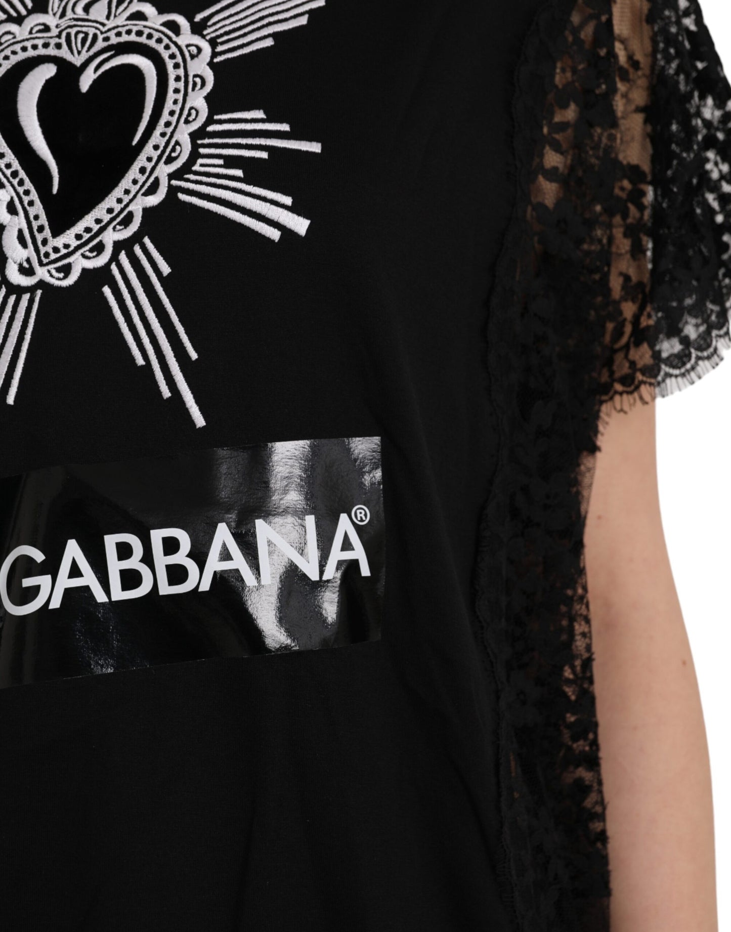 Camiseta negra de encaje de algodón con estampado del Sagrado Corazón