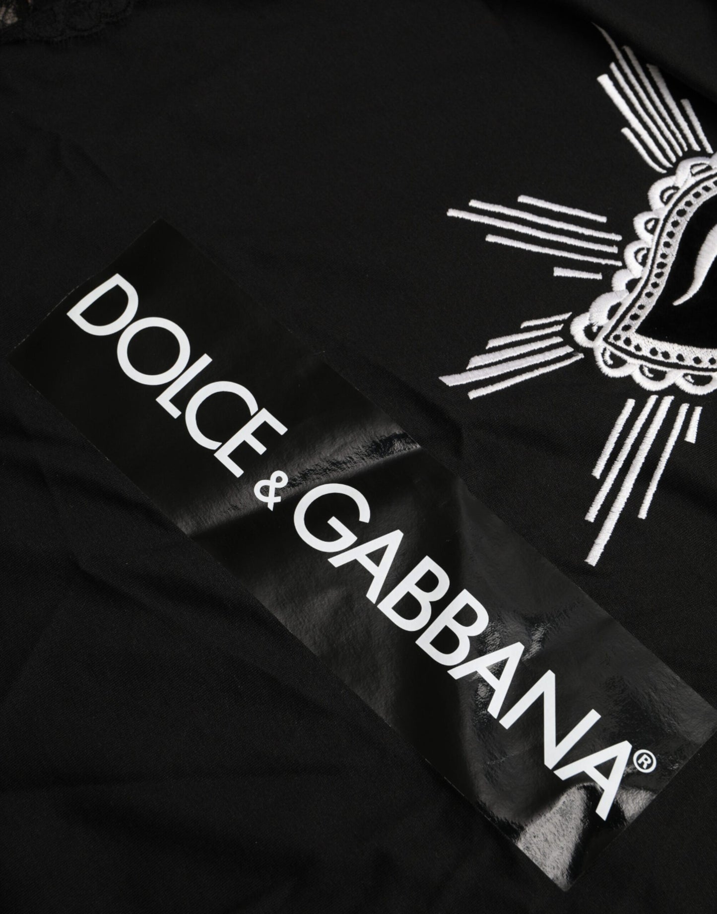 Camiseta negra de encaje de algodón con estampado del Sagrado Corazón
