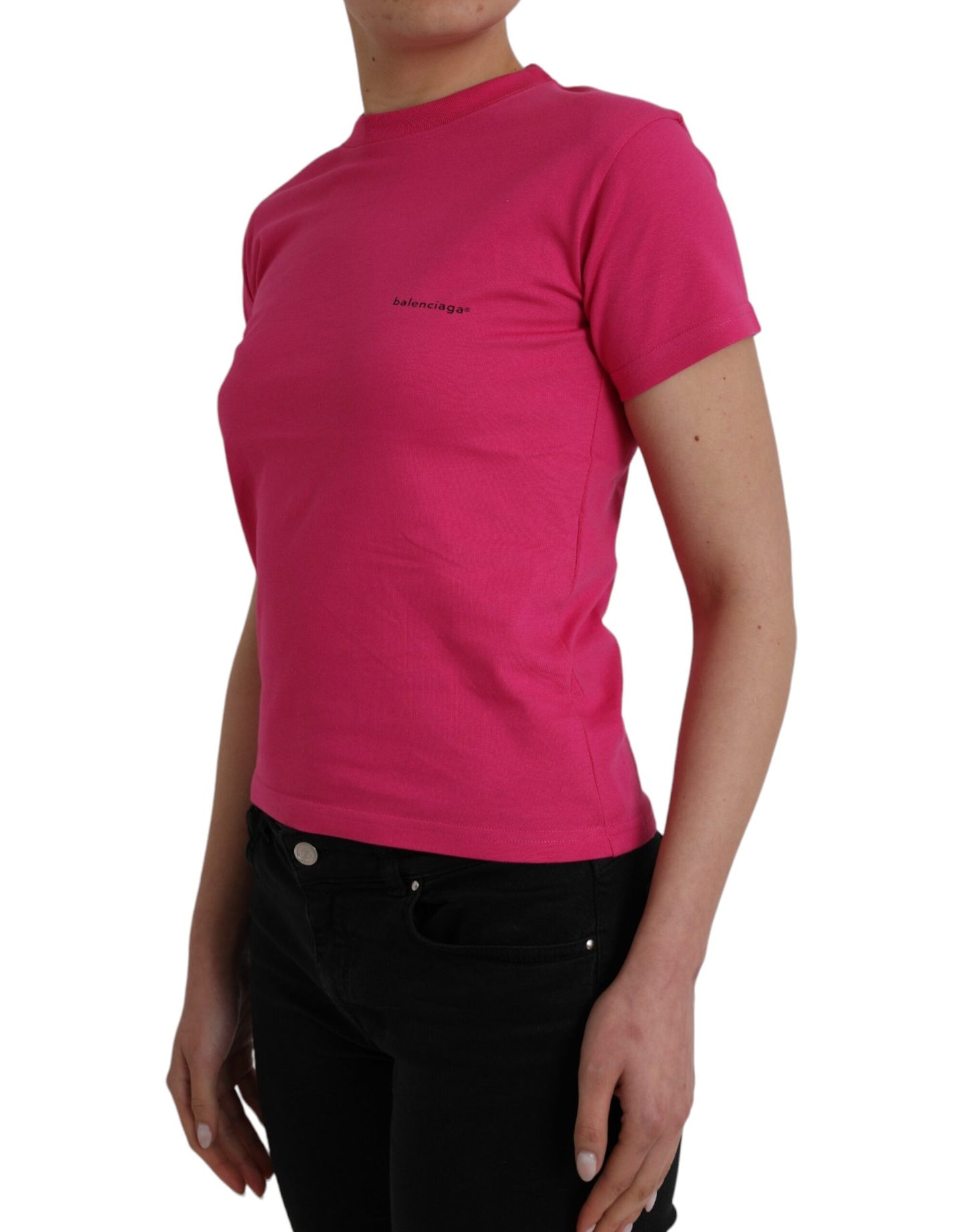 Camiseta de algodón rosa de manga corta y cuello redondo
