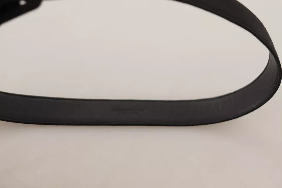 Cinturón de cuero de terciopelo negro con hebilla de logotipo
