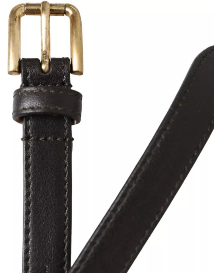 Cinturón de mujer de cuero marrón oscuro con hebilla de metal dorado