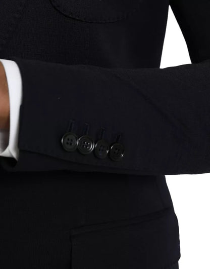 Blazer de lana azul con muesca y botonadura sencilla