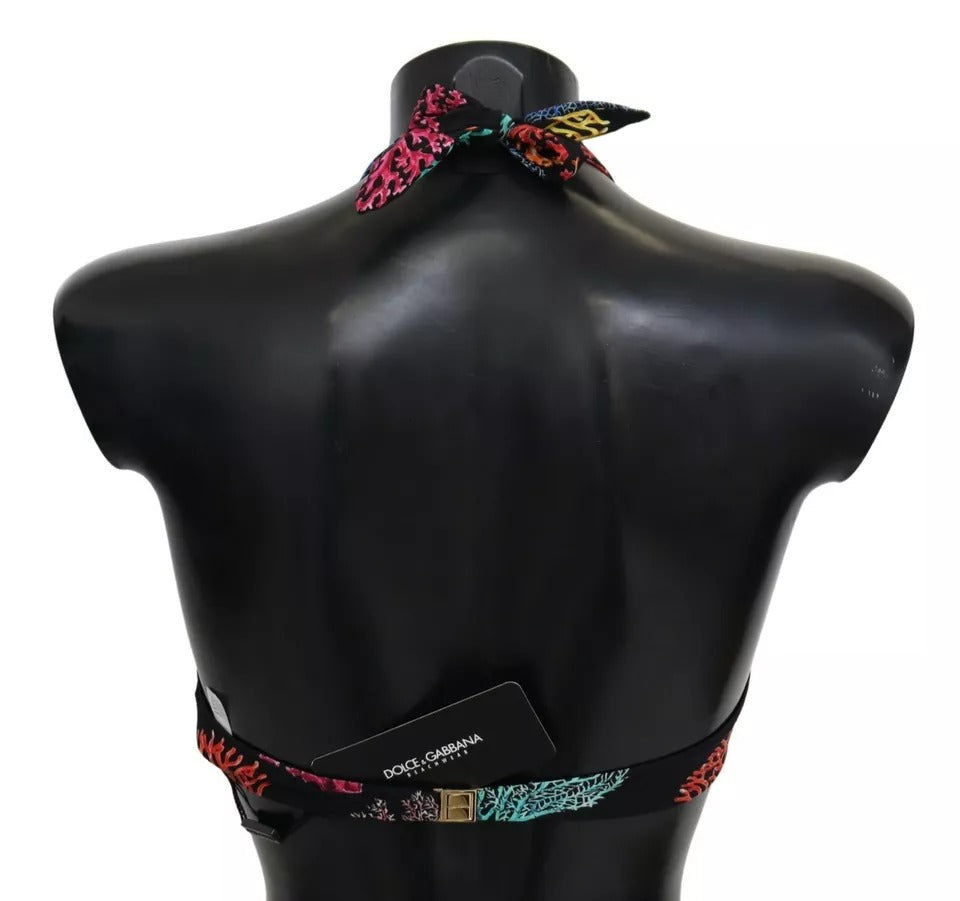 Traje de baño de playa con estampado de corales negros y parte superior de bikini