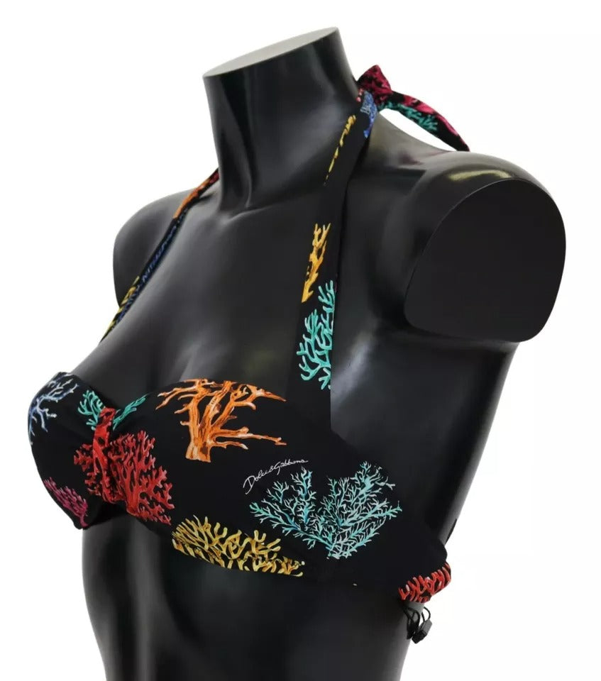 Traje de baño de playa con estampado de corales negros y parte superior de bikini