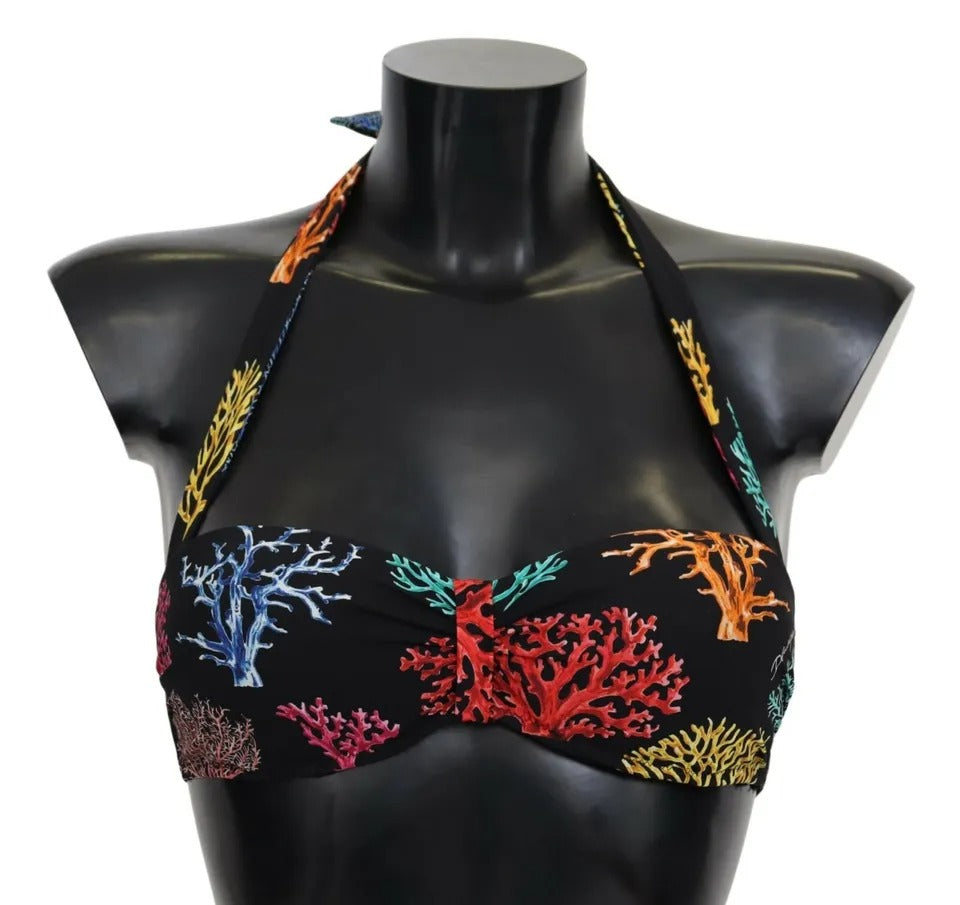 Traje de baño de playa con estampado de corales negros y parte superior de bikini