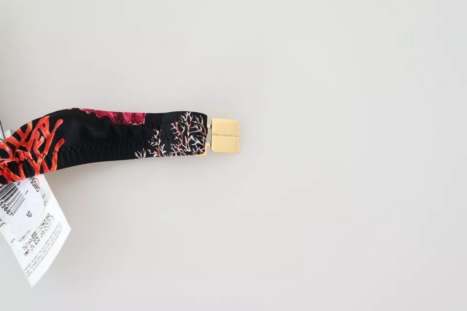 Traje de baño de playa con estampado de corales negros y parte superior de bikini