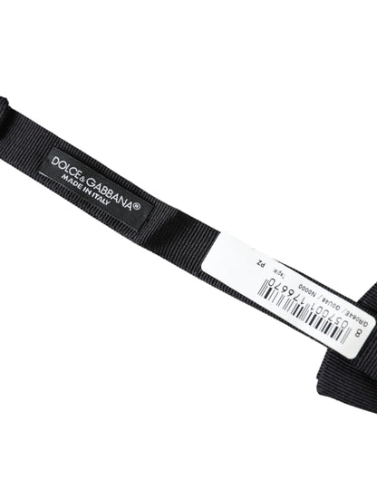 Pajarita de seda negra ajustable para hombre