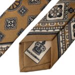 Corbata ajustable para hombre con estampado de ruedas de seda 100 % amarilla