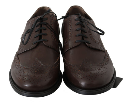 Elegantes zapatos Derby Brogue de cuero marrón