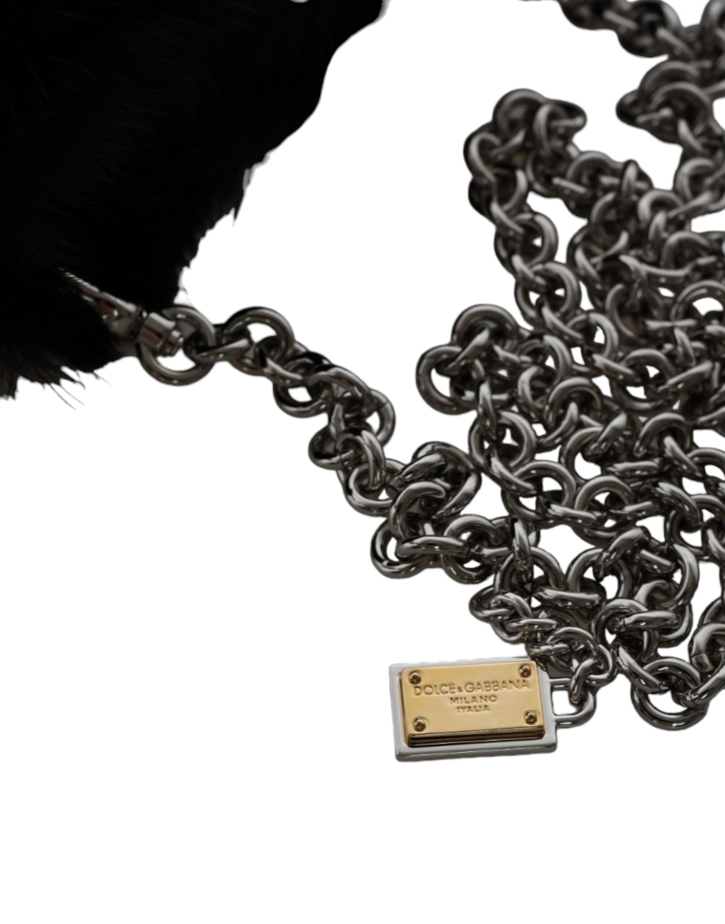 Bolso bandolera de piel sintética negra con cadena plateada