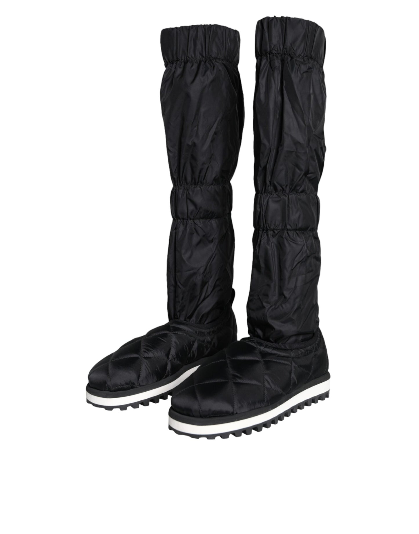 Botas altas acolchadas negras, zapatillas deportivas