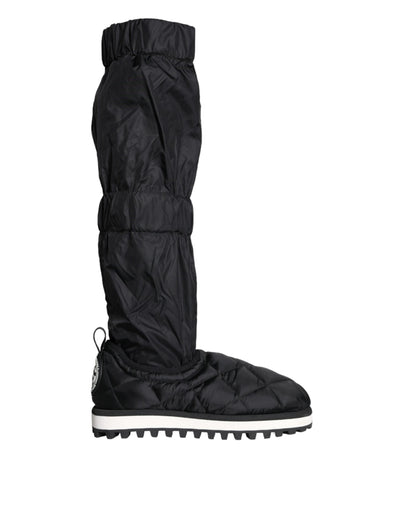 Botas altas acolchadas negras, zapatillas deportivas