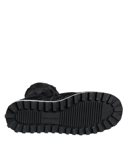 Botas altas acolchadas negras, zapatillas deportivas
