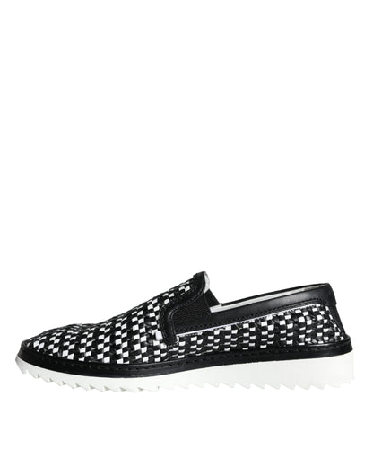 Mocasines tejidos en blanco y negro para hombre