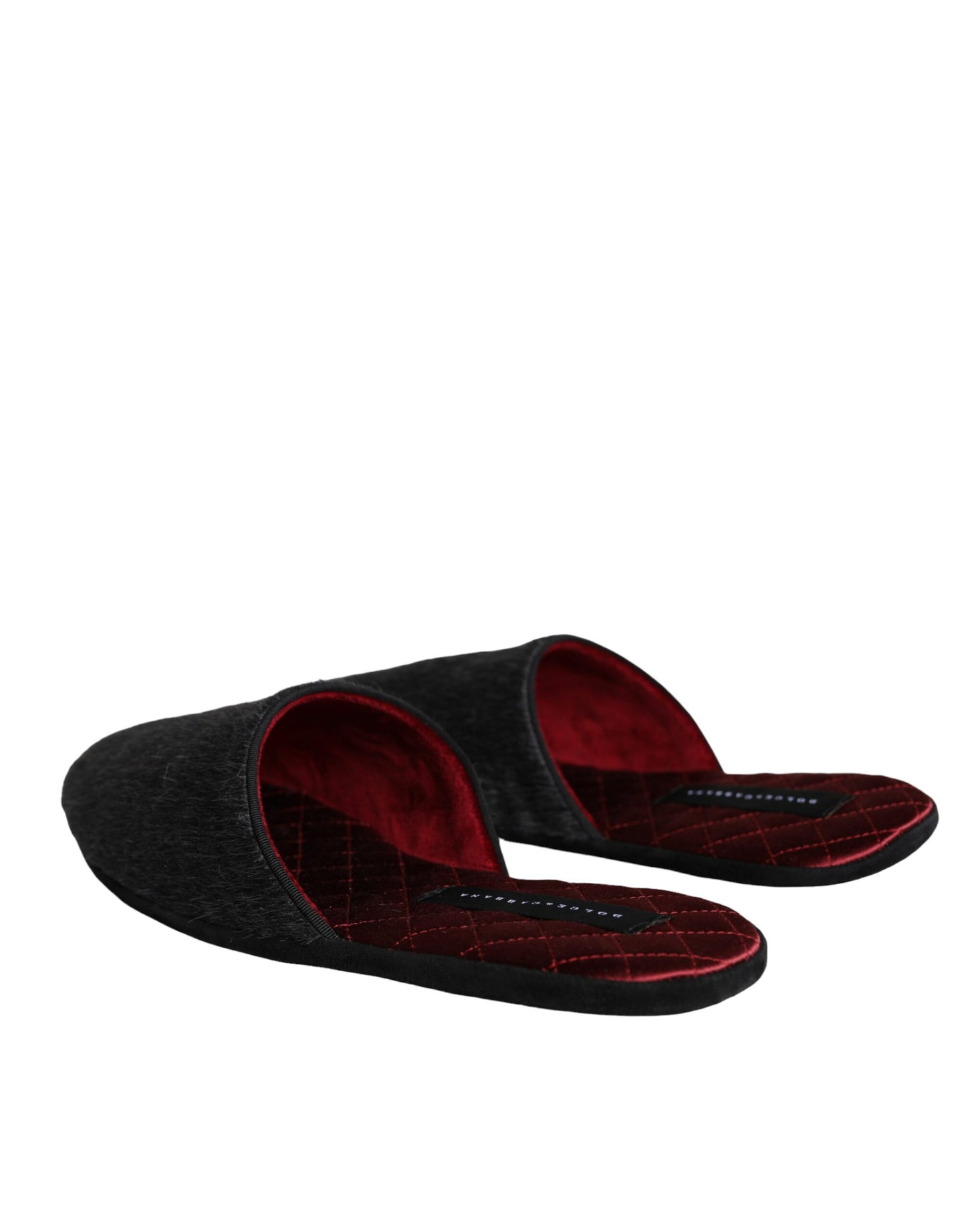 Pantuflas negras de piel sintética sin cordones