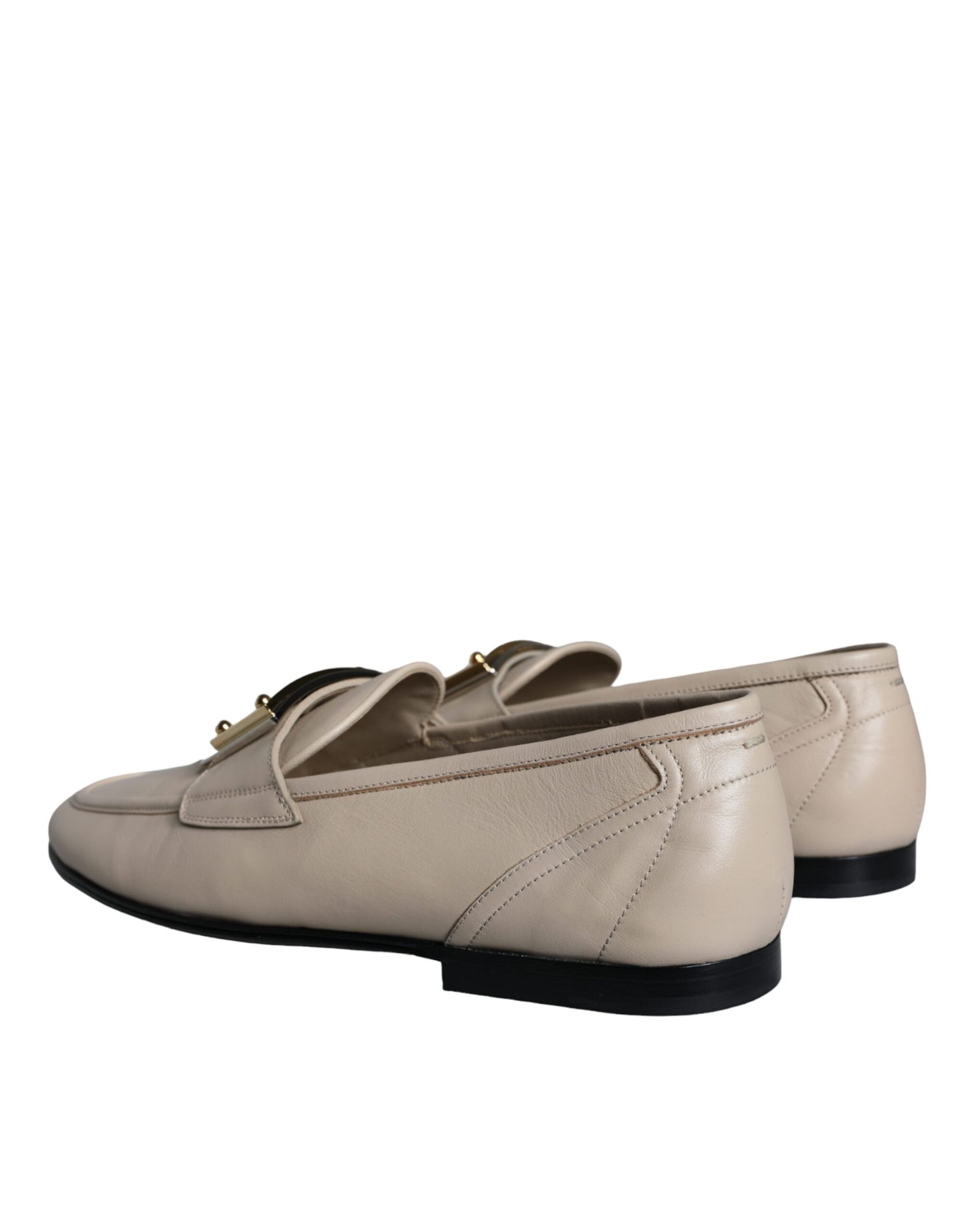 Mocasines de cuero beige con placa de logotipo para hombre