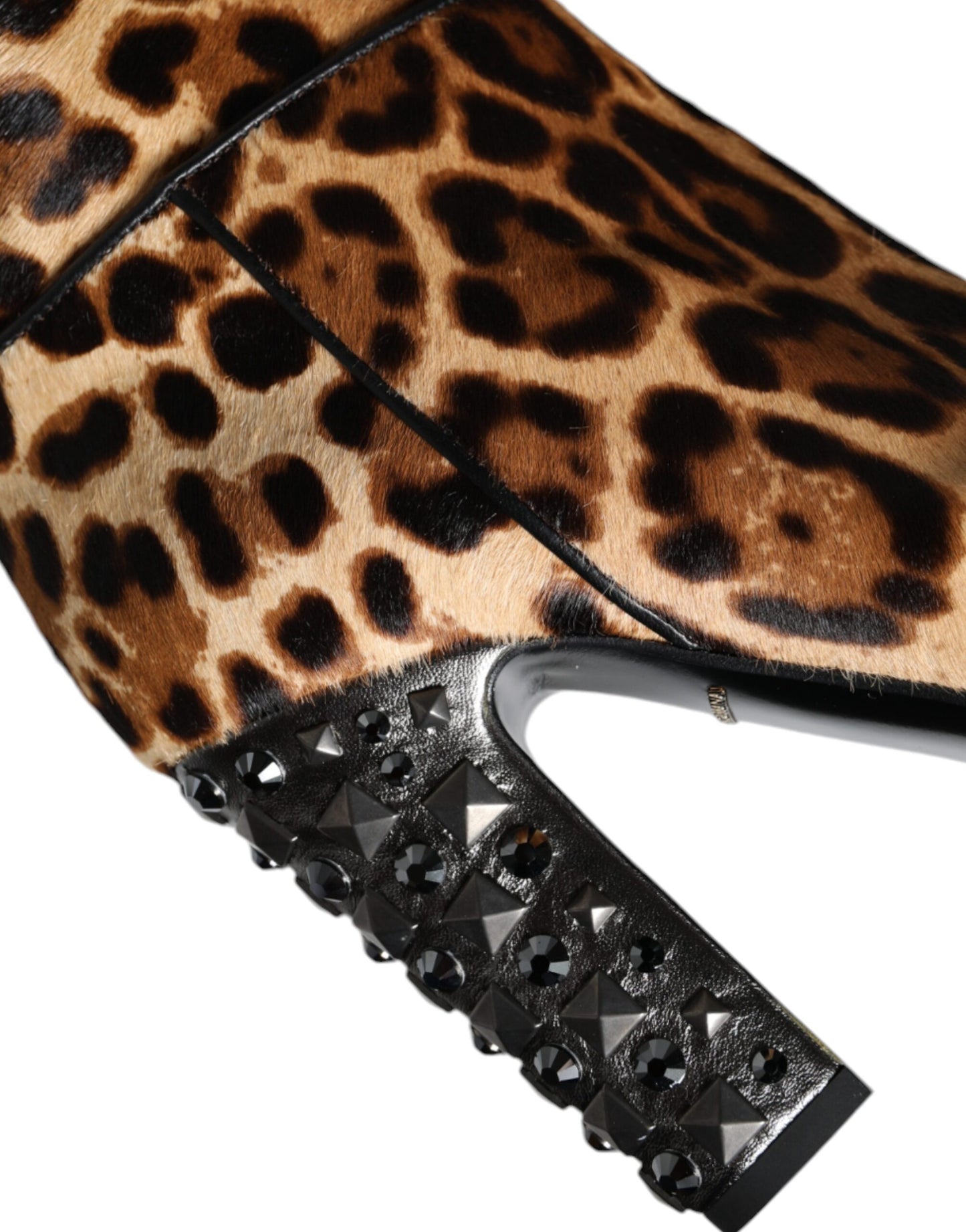 Botas altas hasta la rodilla con estampado de leopardo en beige y negro