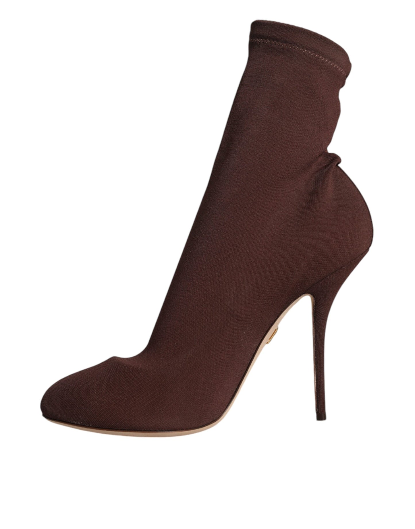 Calcetines y botines con tacones de aguja marrones