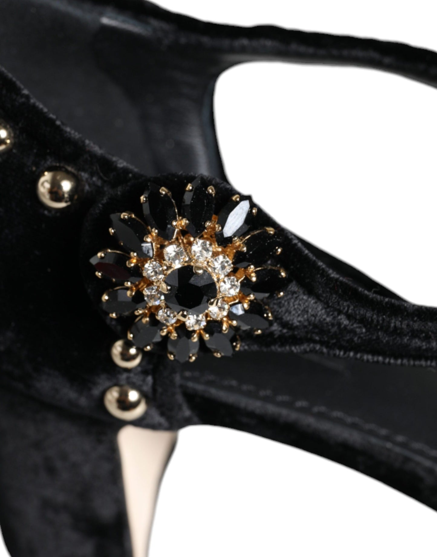 Zapatos de tacón con tiras al tobillo y rosas de terciopelo negro
