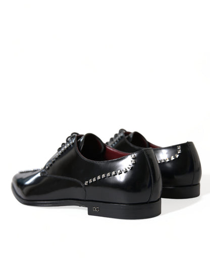 Zapatos formales de cuero negro con cristales