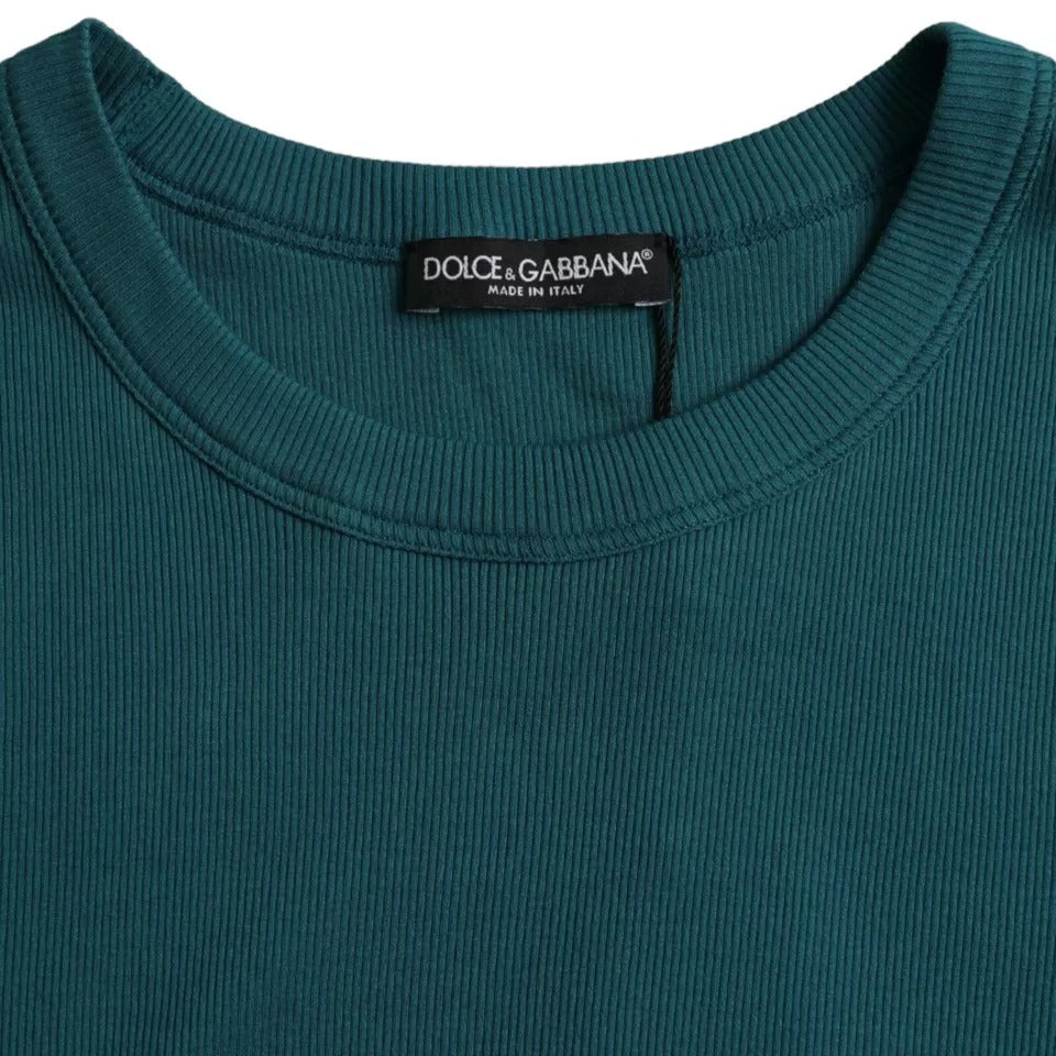 Camiseta de algodón azul verdosa con cuello redondo y manga corta