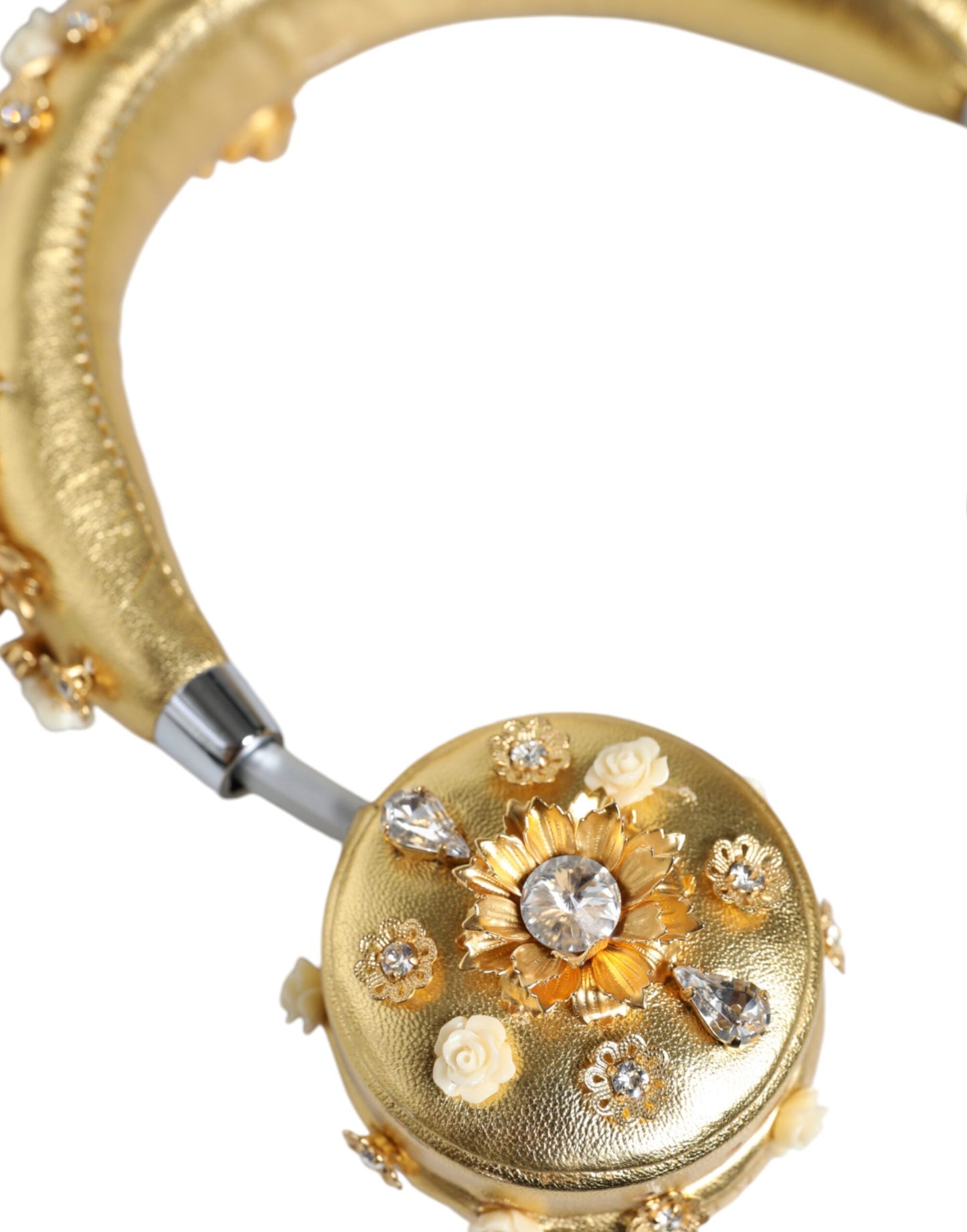 Auriculares de cuero dorado con diseño floral y ángel de cristal