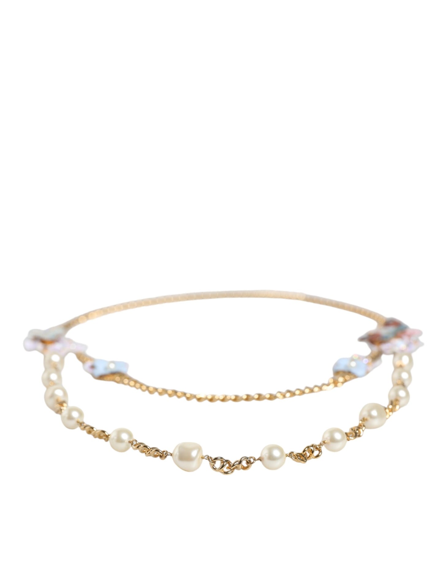 Collar de perlas de cristal en capas con diseño floral de latón y cadena dorada