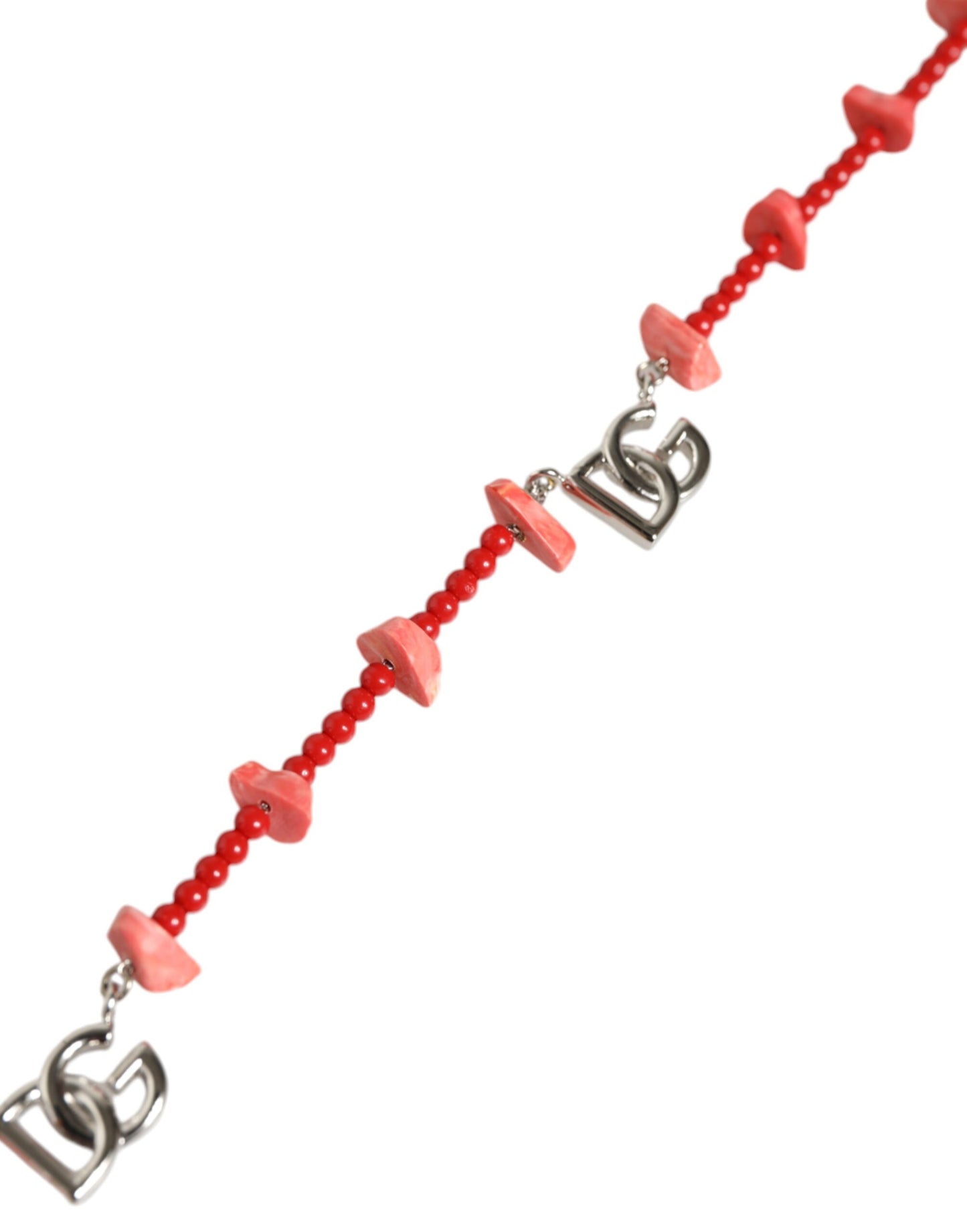 Collar de cadena con logotipo DG de resina y cuentas de latón en tono plateado