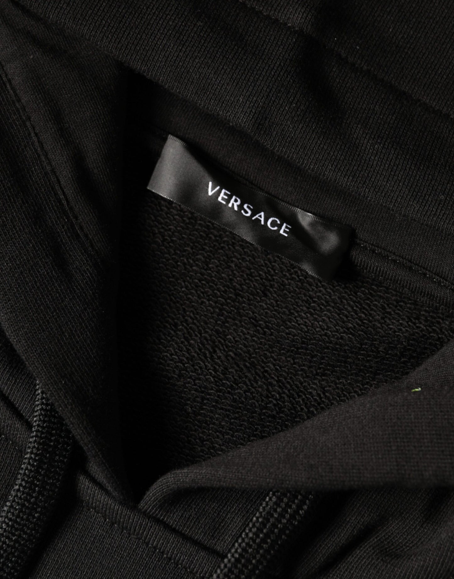 Sudadera con capucha y estampado de Medusa negra de algodón