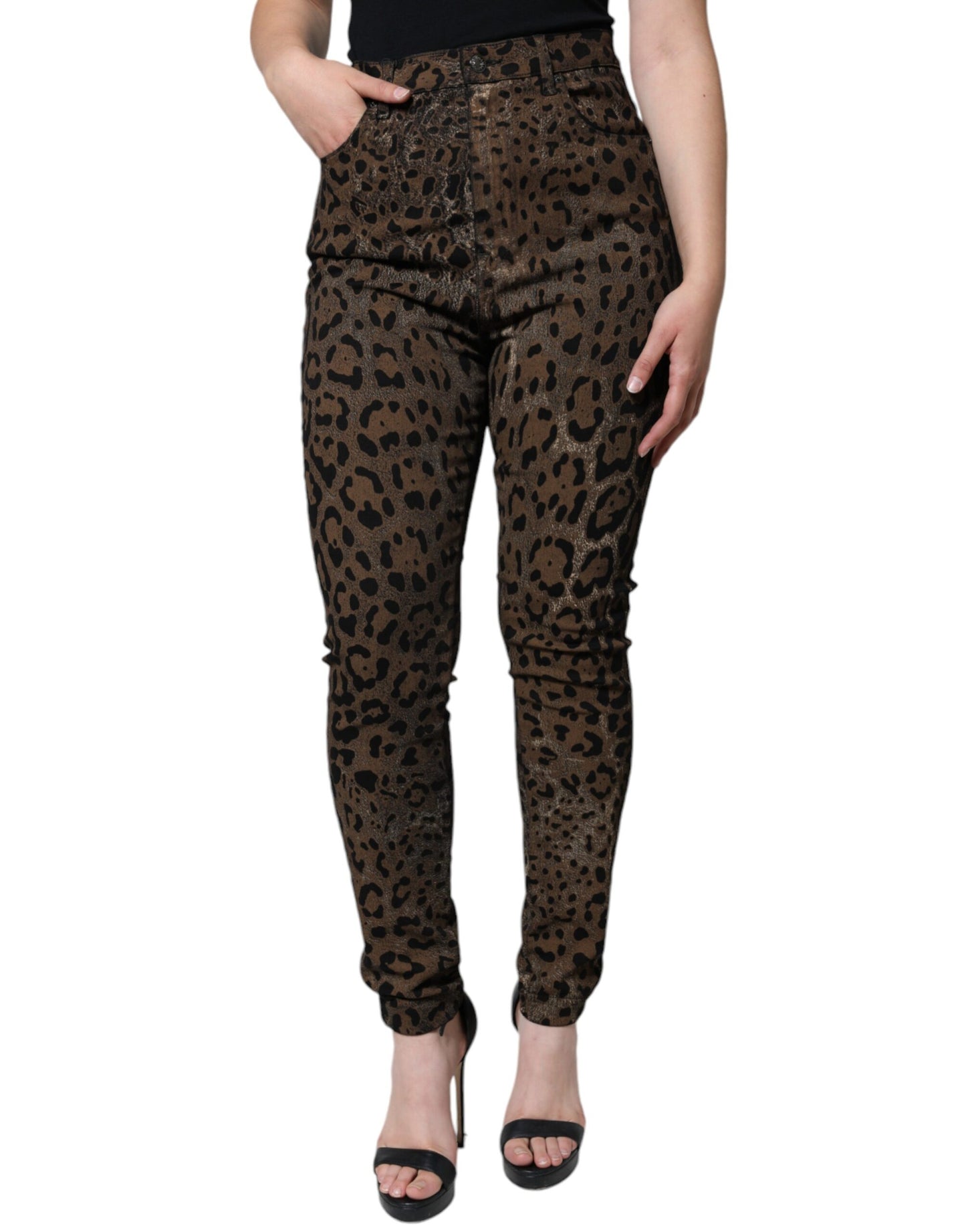 Vaqueros ajustados de algodón con estampado de leopardo marrón