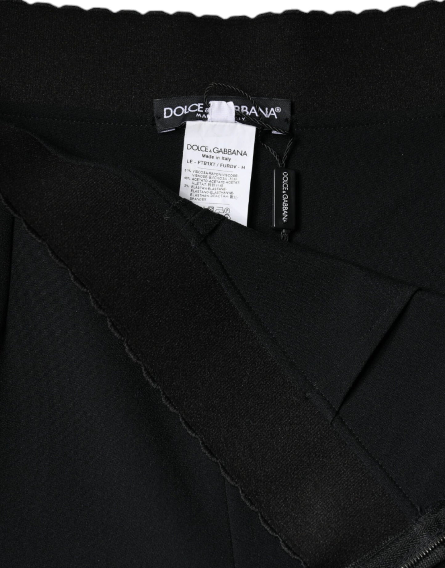 Pantalones cónicos de cintura alta de viscosa negra