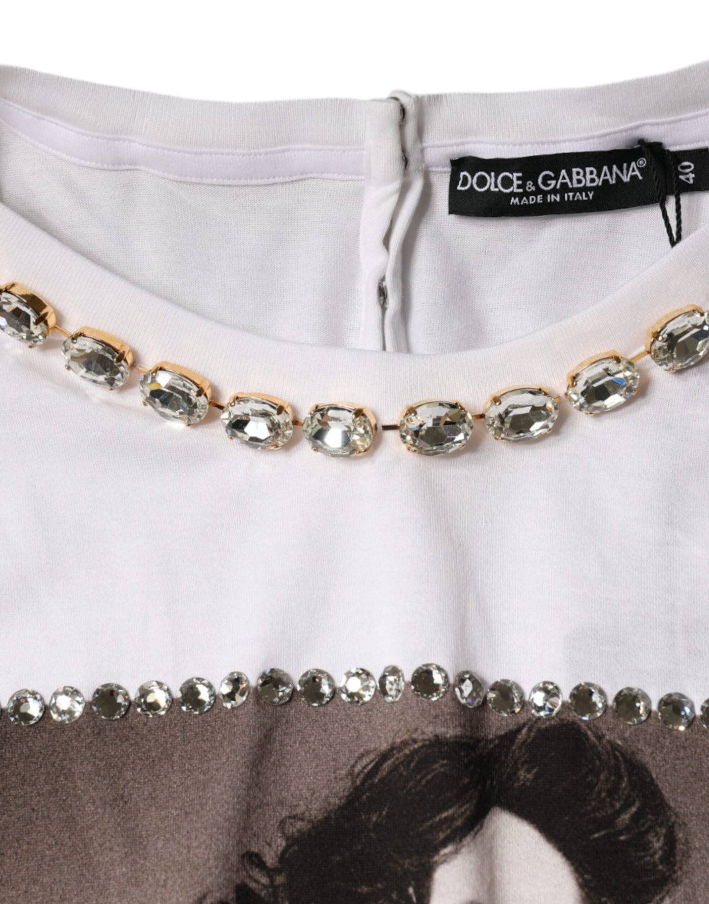 Camiseta estampada con escote de cristal blanco
