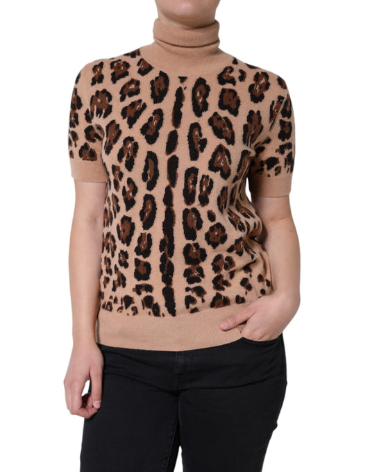 Top de cuello alto de lana con estampado de leopardo beige