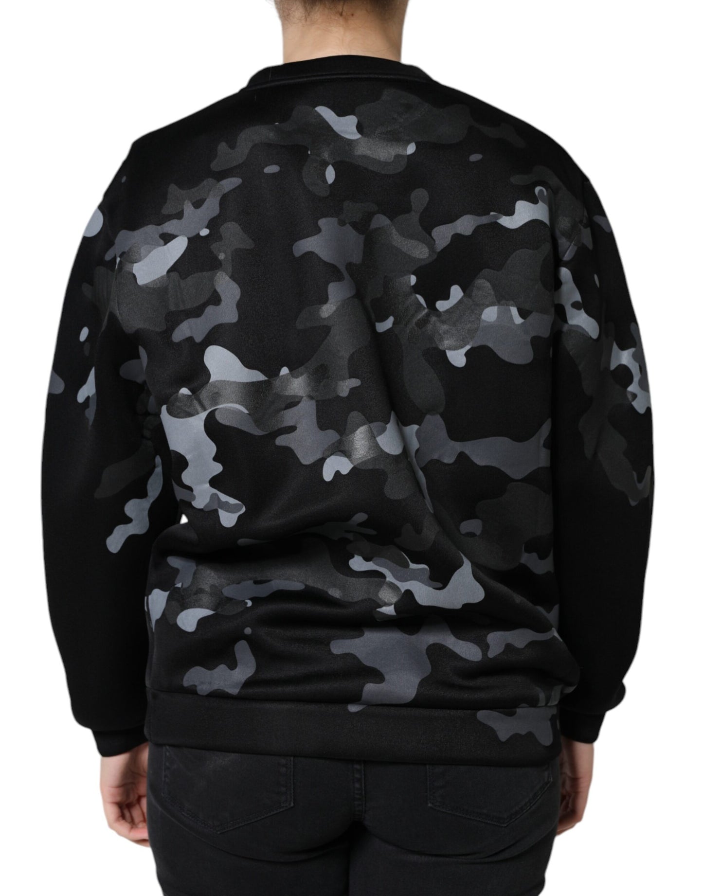 Sudadera con cuello redondo y estampado de camuflaje negro