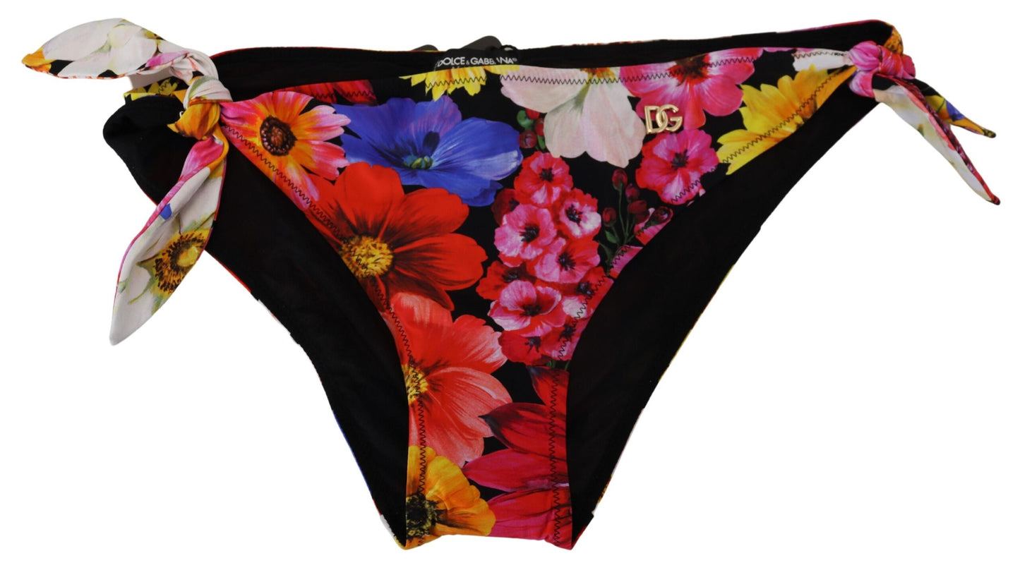 Traje de baño de bikini con estampado floral negro